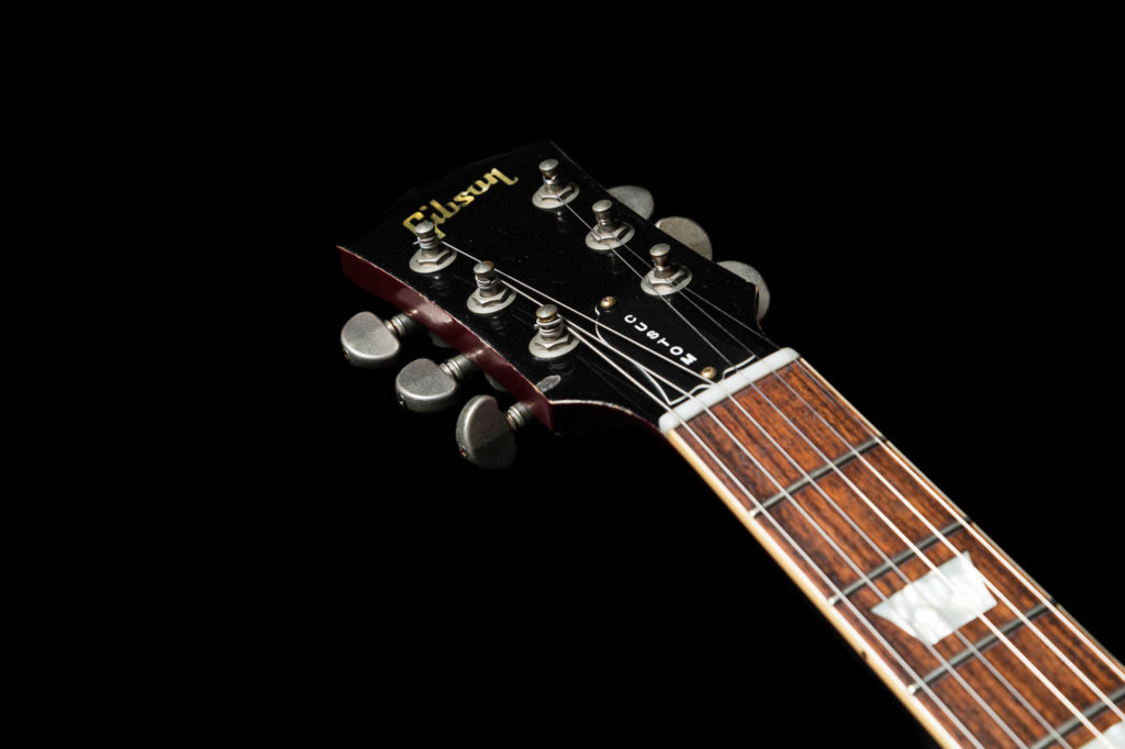 Gibson Harrison-Clapton 1957 Les Paul Standard ” Lucy” – Edu