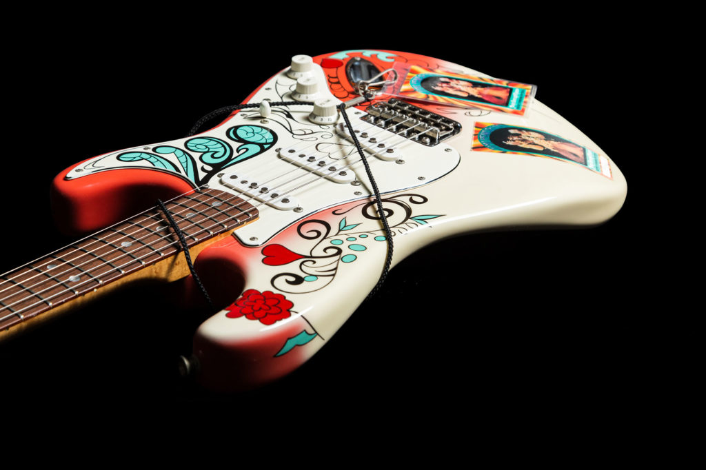 Fender THE JIMI HENDRIX MONTEREY POP STRATOCASTER – Edu Cristofaro